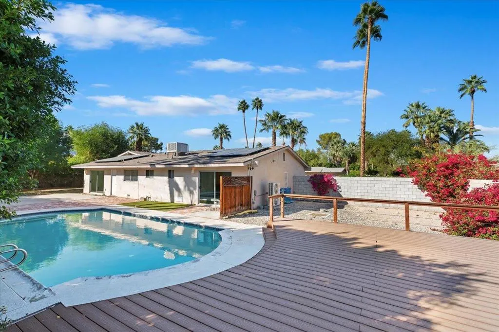 2183 E Paseo Gracia, Palm Springs, California 92262 home-pic-35
