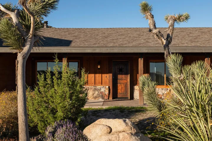 5544 Roy Rogers Road, Pioneertown