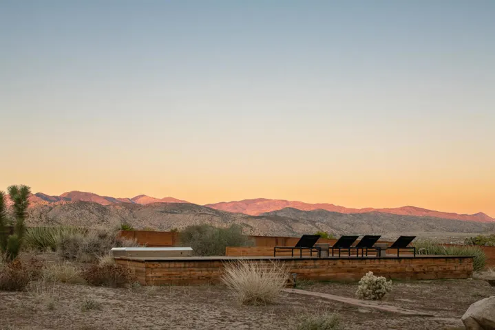 5544 Roy Rogers Road, Pioneertown