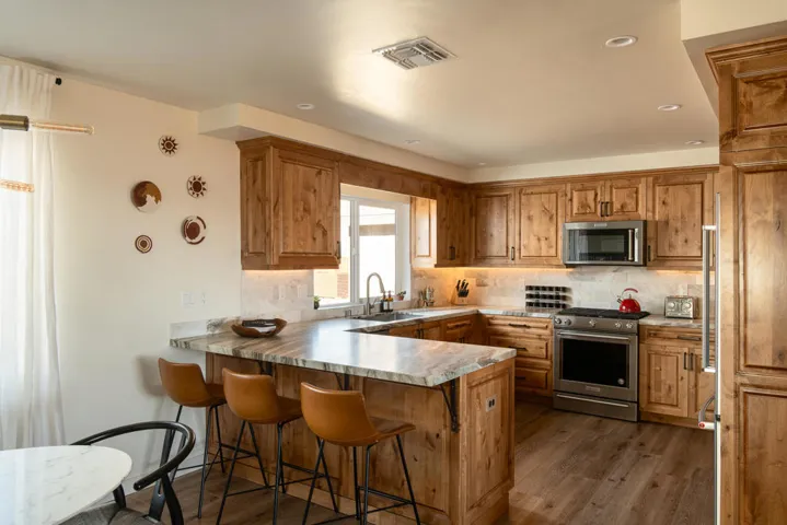 5544 Roy Rogers Road, Pioneertown