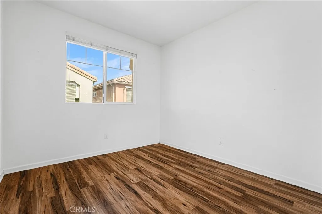 7600 N Courage Way, Van Nuys, California 91405 home-pic-20