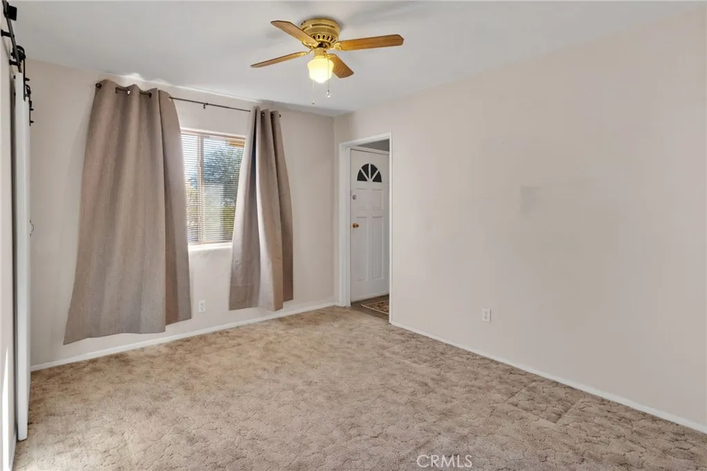 38744 East End Road, Lucerne Valley, California 92356 home-pic-23