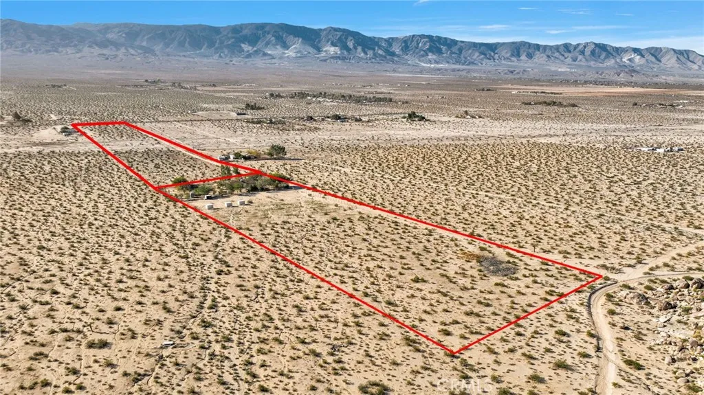 38744 East End Road, Lucerne Valley, California 92356 home-pic-38