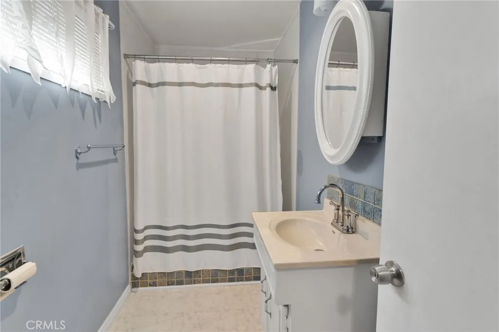 38744 East End Road, Lucerne Valley, California 92356 home-pic-29