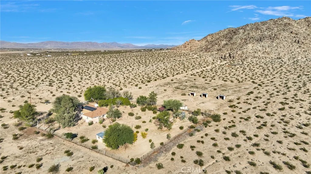 38744 East End Road, Lucerne Valley, California 92356 home-pic-42