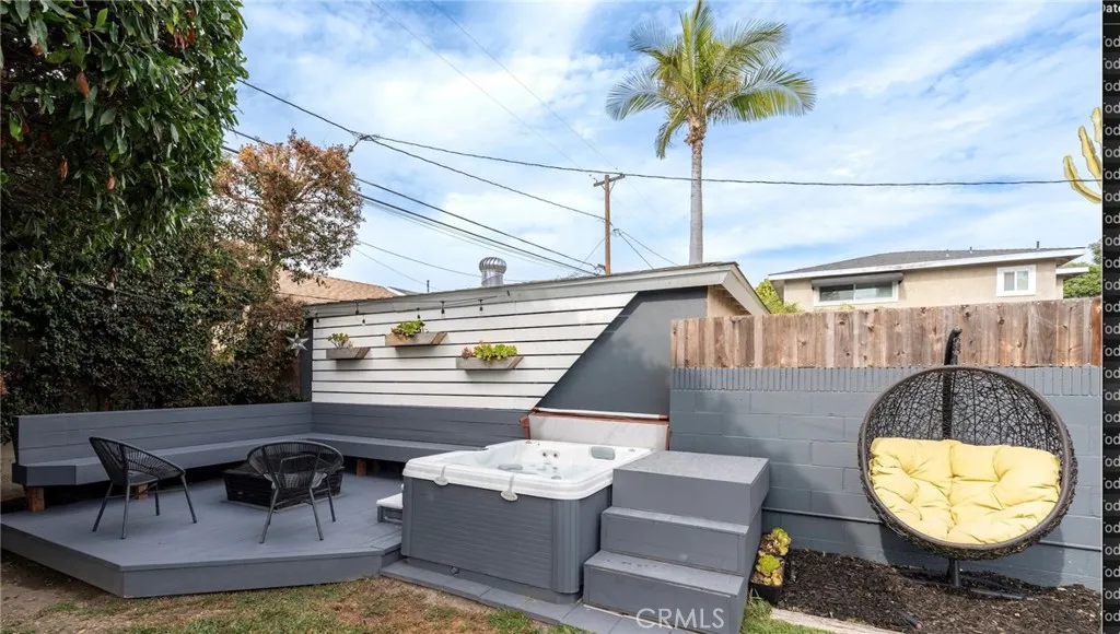 2615 Petaluma, Long Beach, California 90815 home-pic-19