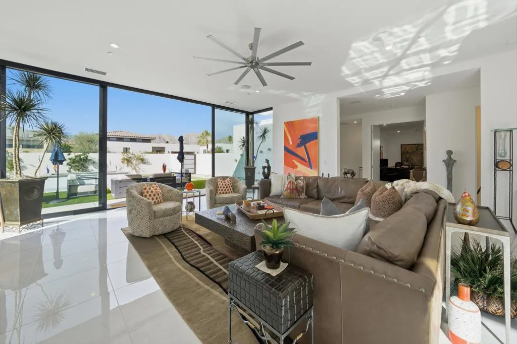 57716 Santo Thomas, La Quinta, California 92253 home-pic-10