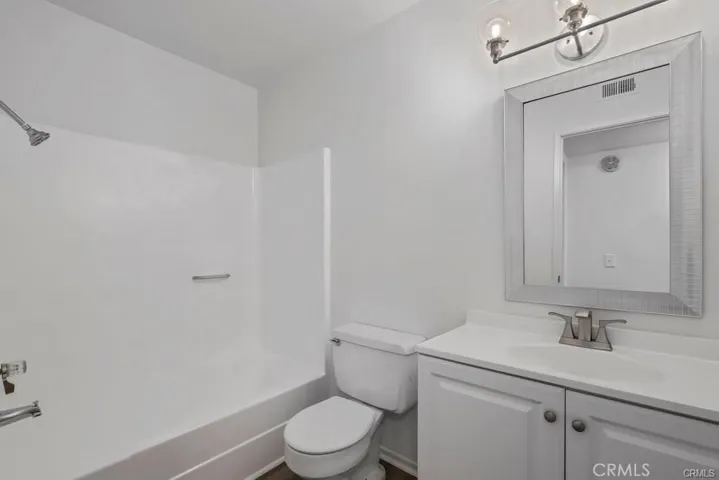 442 N Via Porto, Anaheim, California 92806