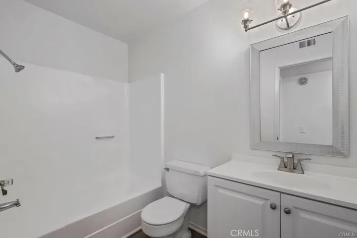 442 N Via Porto, Anaheim, California 92806