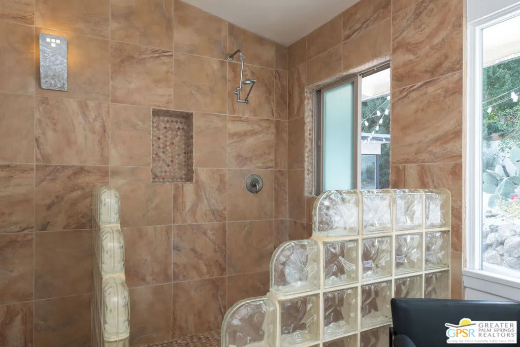 68067 Vista Del Valle, Cathedral City, California 92234 home-pic-22