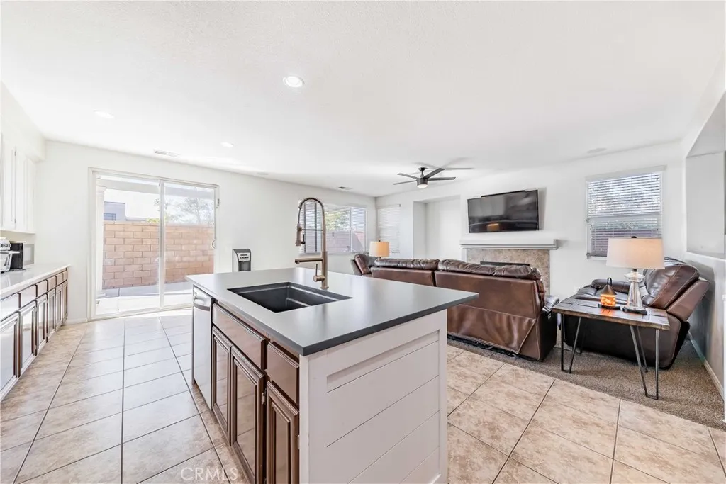 25897 Night Shade, Menifee, California 92584 home-pic-14