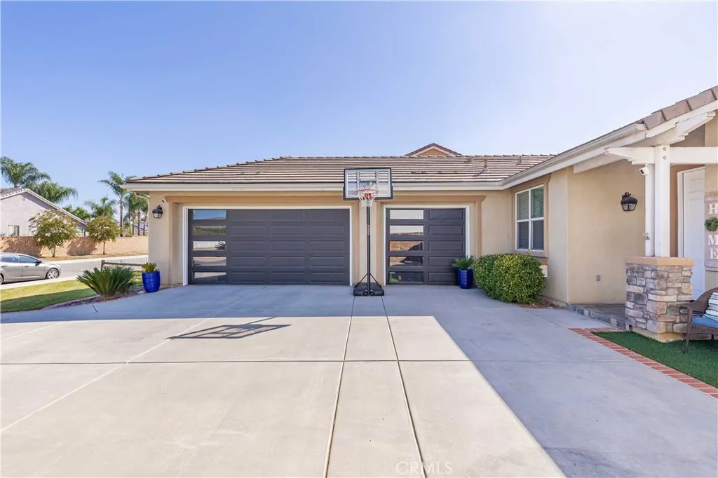 25897 Night Shade, Menifee, California 92584 home-pic-3