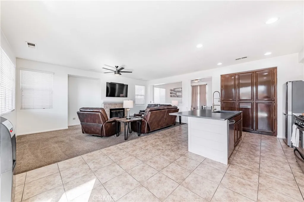 25897 Night Shade, Menifee, California 92584 home-pic-12