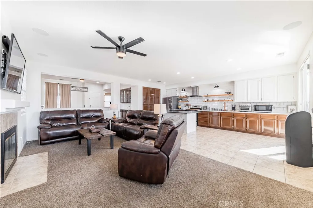 25897 Night Shade, Menifee, California 92584 home-pic-13