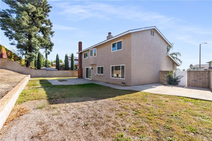 10672 Finch, Rancho Cucamonga, California 91737