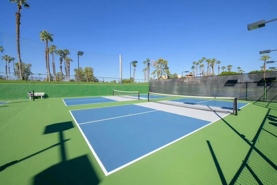 41629 Woodhaven Drive W, Palm Desert, California 92211 home-pic-34