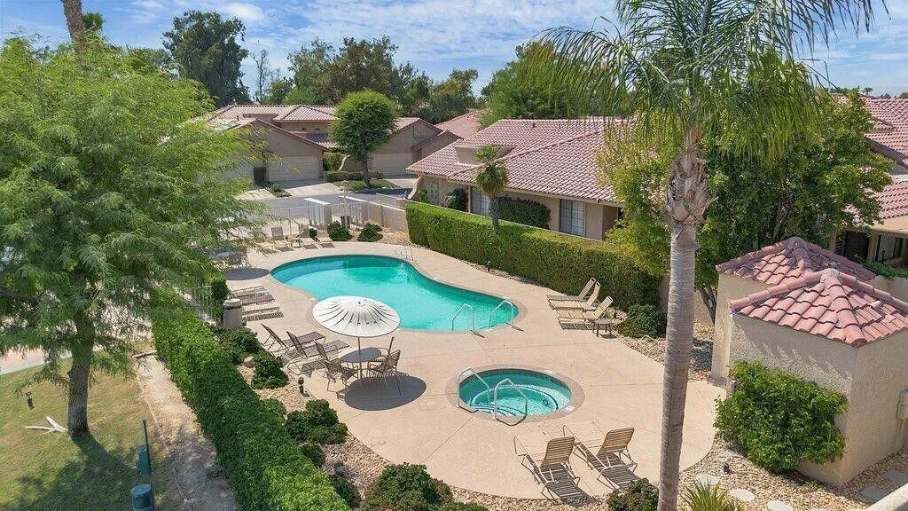 41629 Woodhaven Drive W, Palm Desert, California 92211 home-pic-36