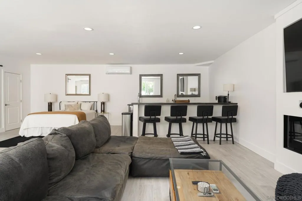15102 Sun Valley Lane, Del Mar, California 92014 home-pic-31