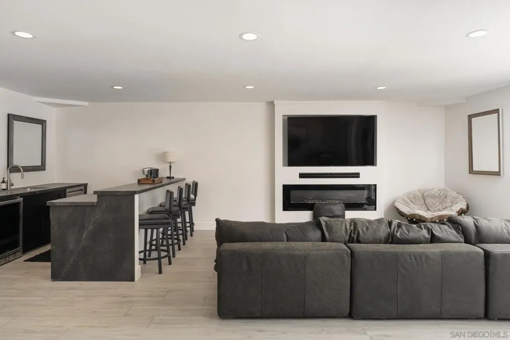 15102 Sun Valley Lane, Del Mar, California 92014 home-pic-33