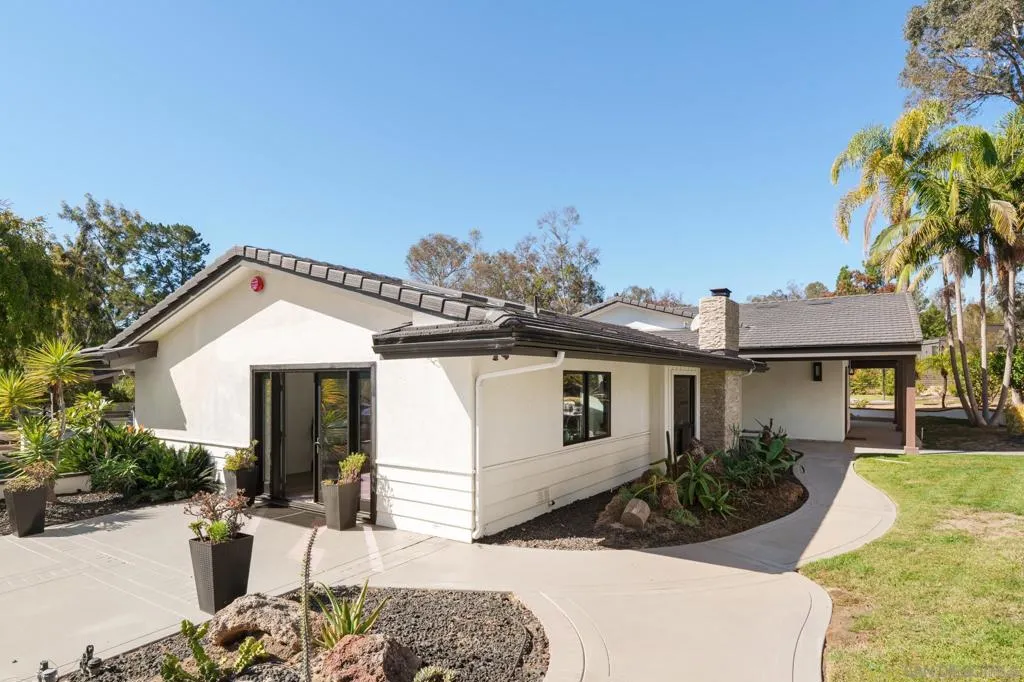 15102 Sun Valley Lane, Del Mar, California 92014 home-pic-3