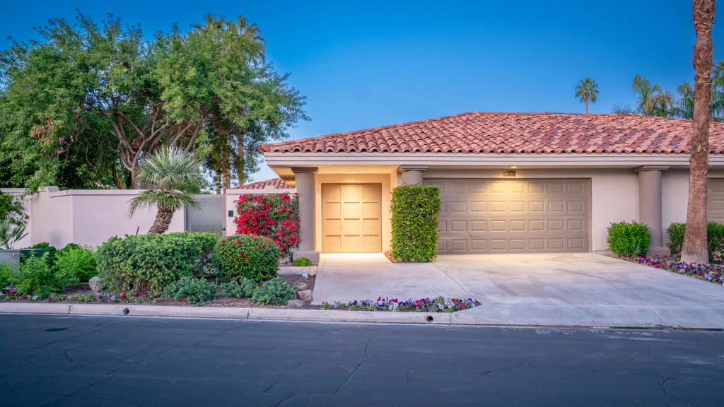 80719 Cherry Hills Drive, La Quinta, California 92253 home-pic-2