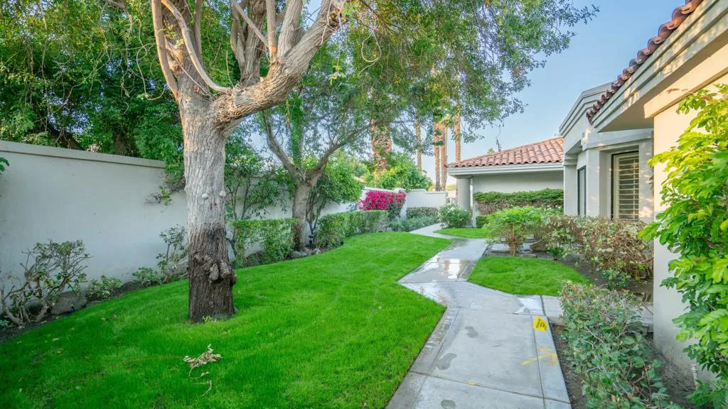 80719 Cherry Hills Drive, La Quinta, California 92253 home-pic-11