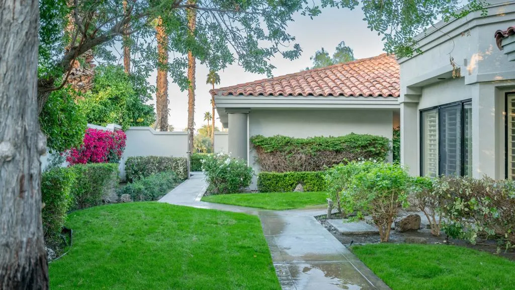 80719 Cherry Hills Drive, La Quinta, California 92253 home-pic-9