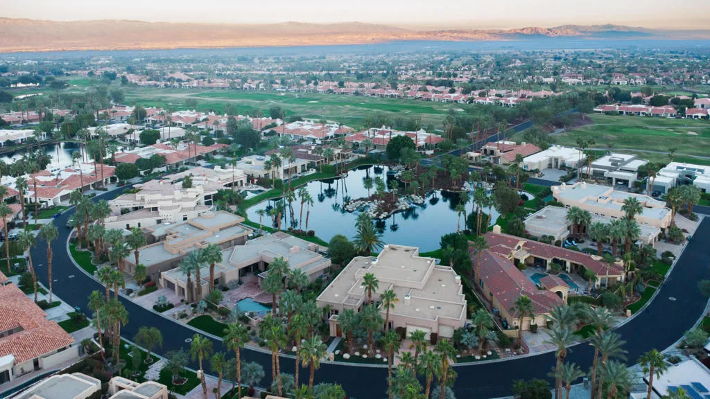 80719 Cherry Hills Drive, La Quinta, California 92253 home-pic-79