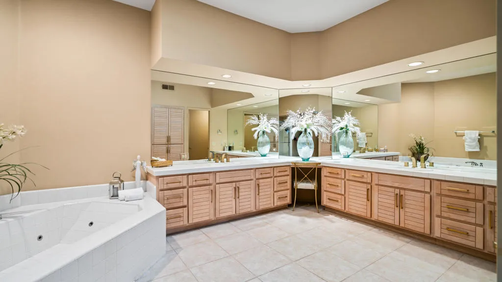 80719 Cherry Hills Drive, La Quinta, California 92253 home-pic-45