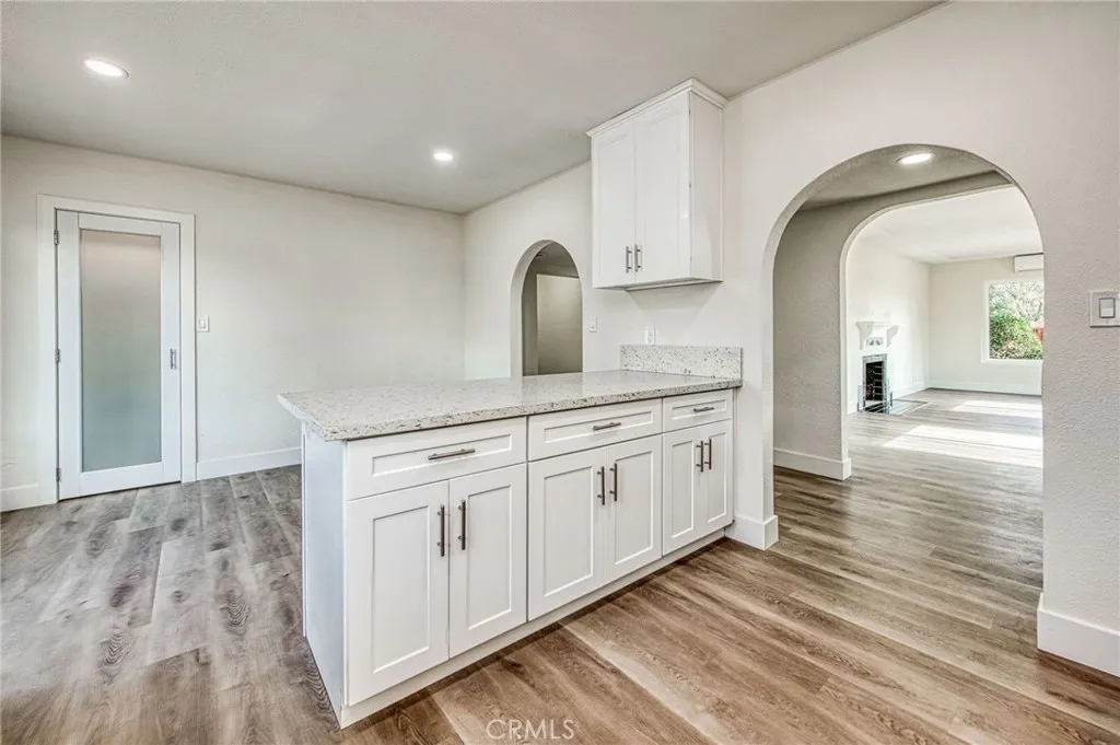 506 W Terrace Avenue, Fresno, California 93705 home-pic-17