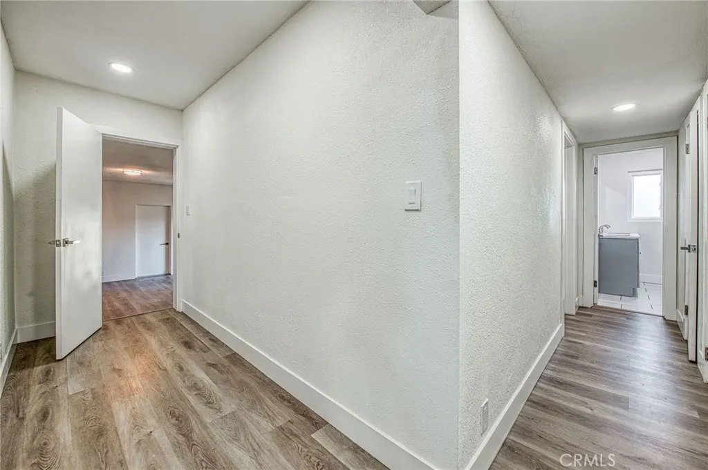 506 W Terrace Avenue, Fresno, California 93705 home-pic-23