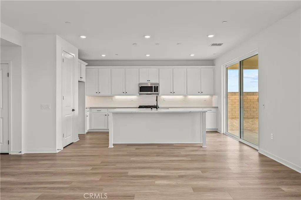 28908 Saddle Circle, Castaic, California 91384 home-pic-25