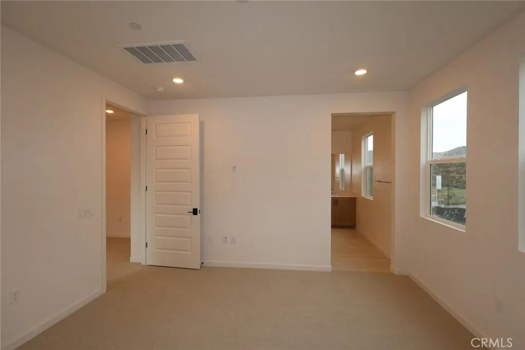27309 Bear Paw Lane, Valencia, California 91381 home-pic-3