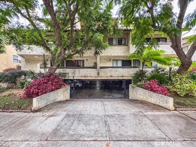 543 W Stocker, Glendale, California 91202 home-pic-24