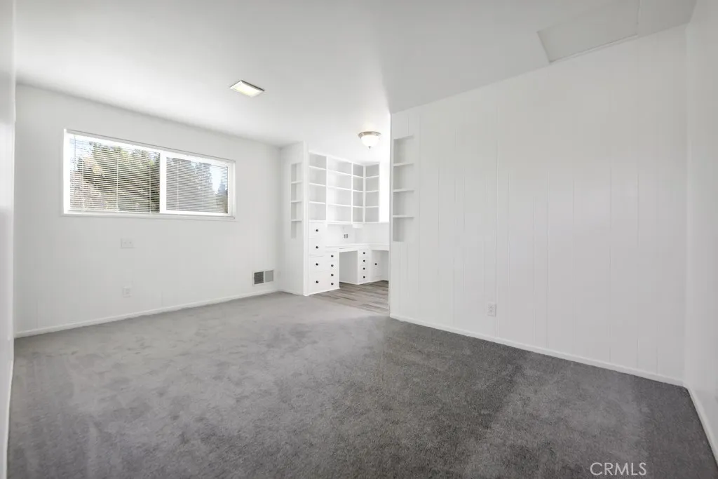 44321 4th Street E, Lancaster, California 93535 home-pic-29