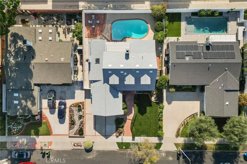 16914 Flanders, Granada Hills, California 91344 home-pic-3