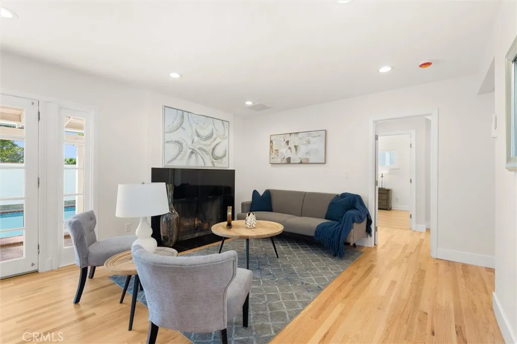 16914 Flanders, Granada Hills, California 91344 home-pic-26