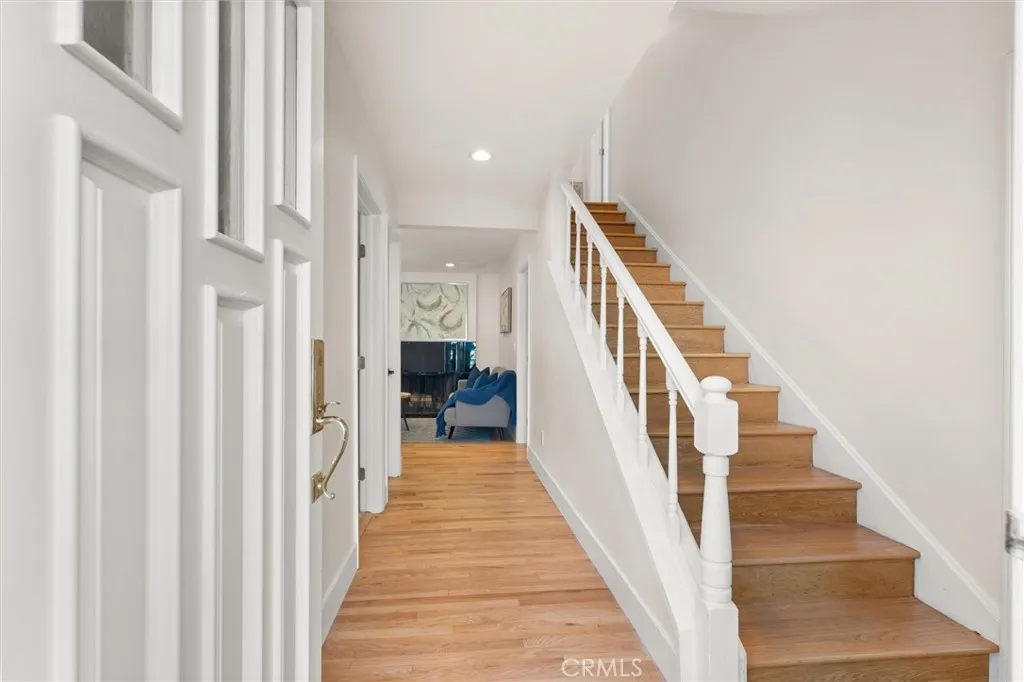 16914 Flanders, Granada Hills, California 91344 home-pic-31