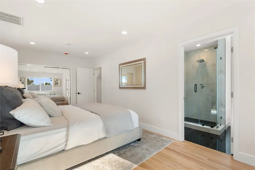 16914 Flanders, Granada Hills, California 91344 home-pic-36
