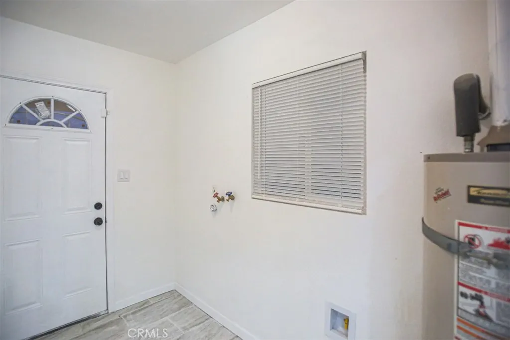 697 E 21st, San Bernardino, California 92404 home-pic-8