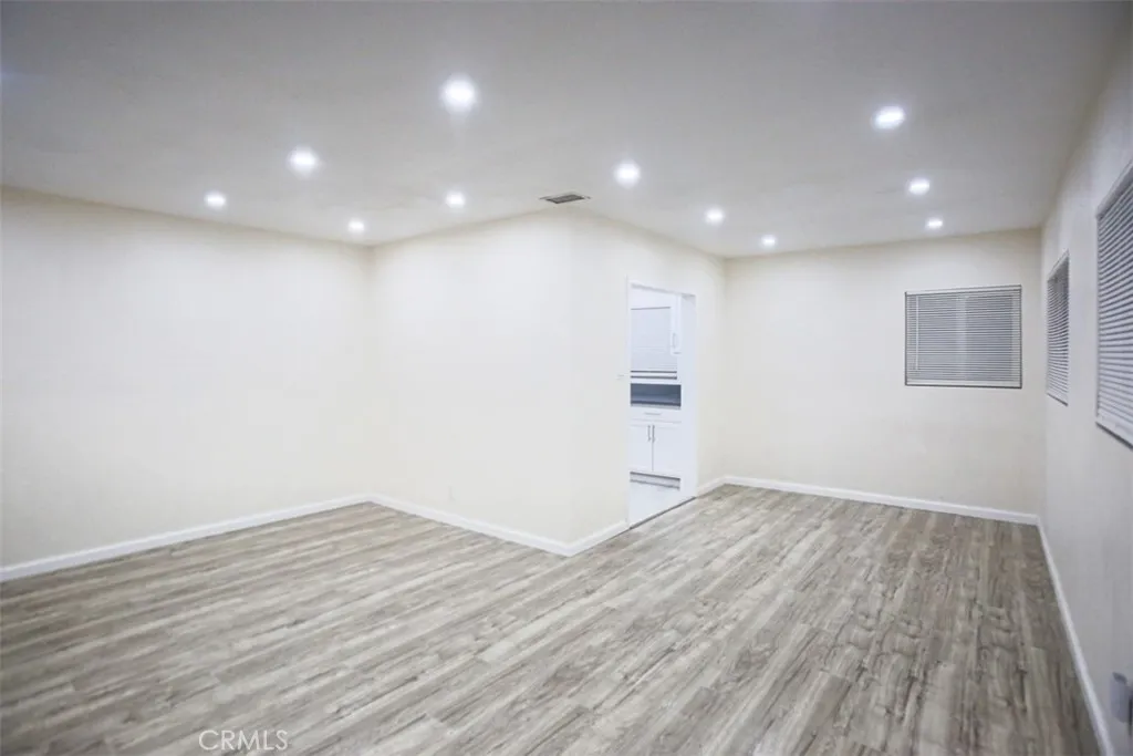 697 E 21st, San Bernardino, California 92404 home-pic-2