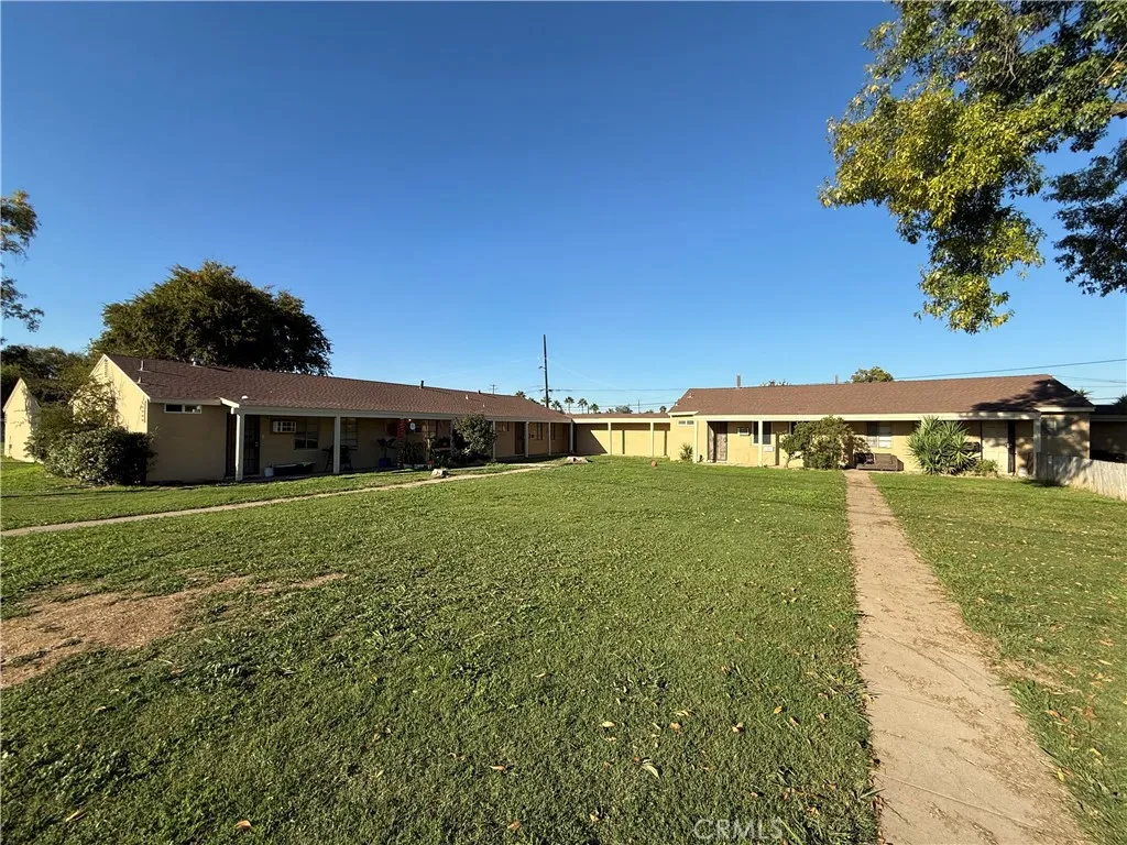 981 Barney, Merced, California 95340 home-pic-1