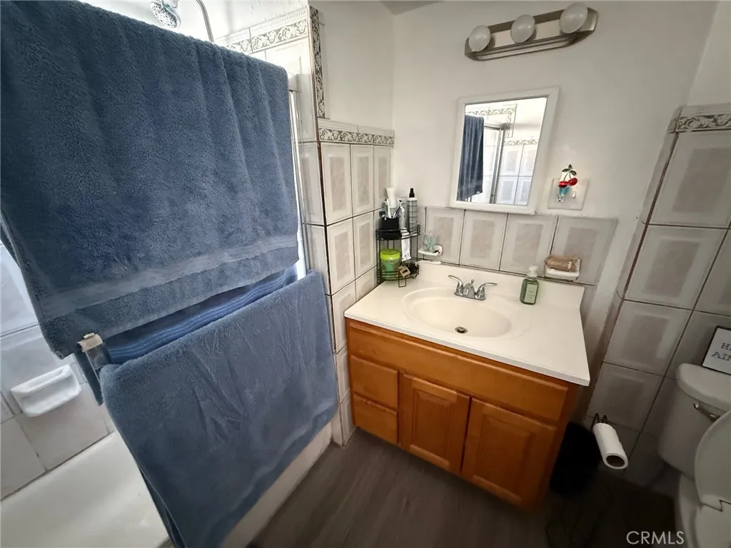 5141 Oakland, Los Angeles, California 90032 home-pic-9