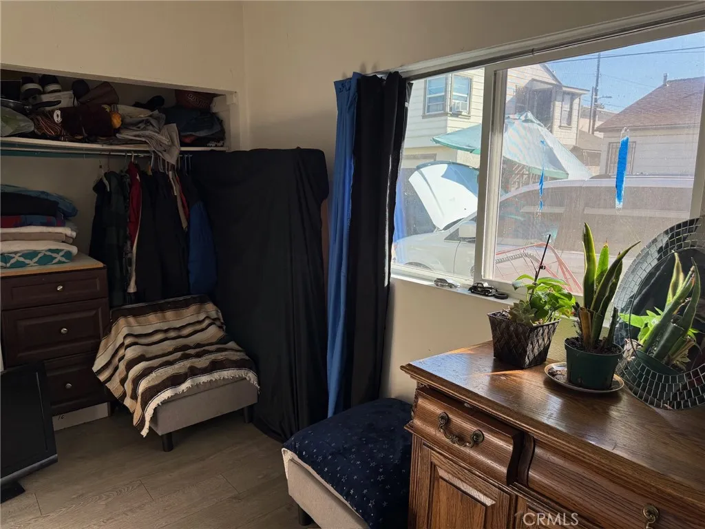 5141 Oakland, Los Angeles, California 90032 home-pic-11