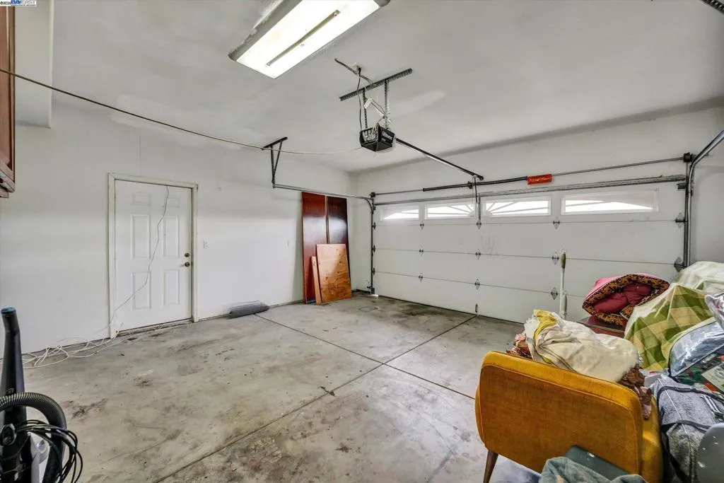 25942 Gading Ct., Hayward, California 94544 home-pic-18