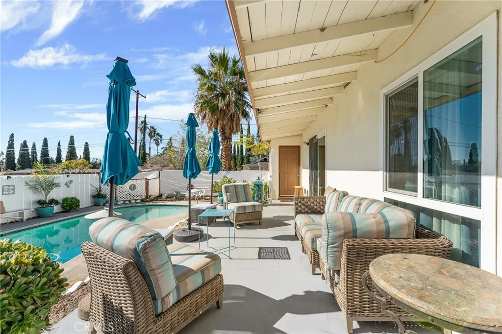 80 E Theodore, Banning, California 92220 home-pic-27