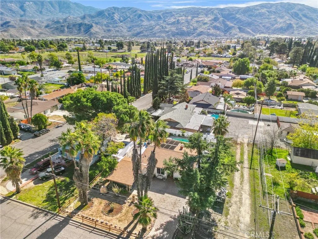 80 E Theodore, Banning, California 92220 home-pic-15