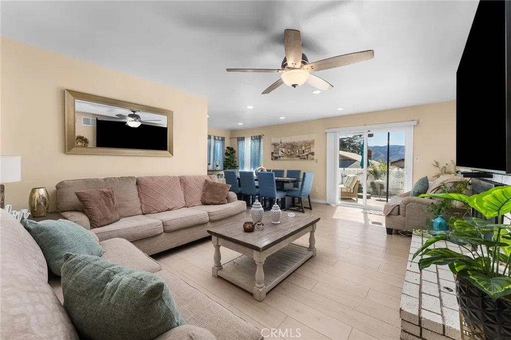 80 E Theodore, Banning, California 92220 home-pic-4
