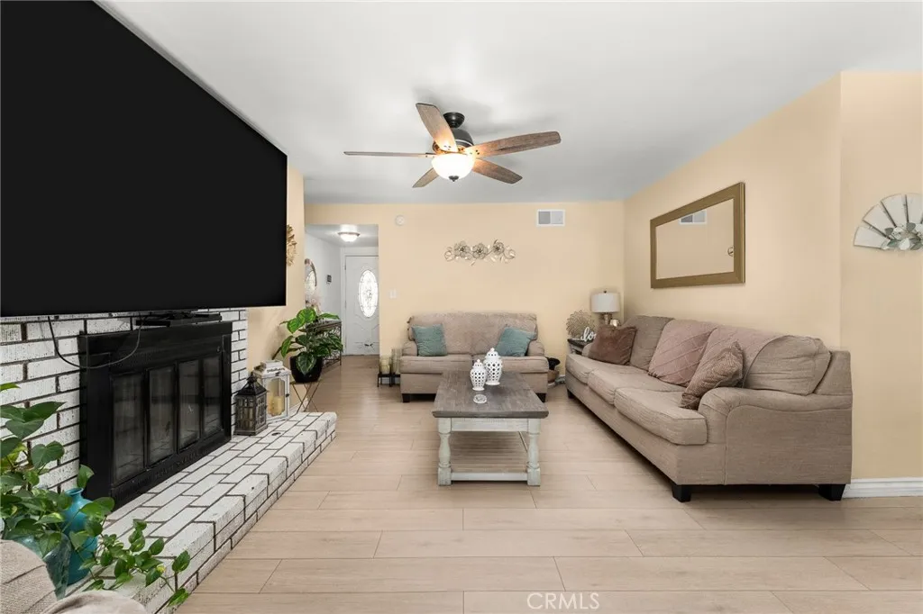 80 E Theodore, Banning, California 92220 home-pic-7