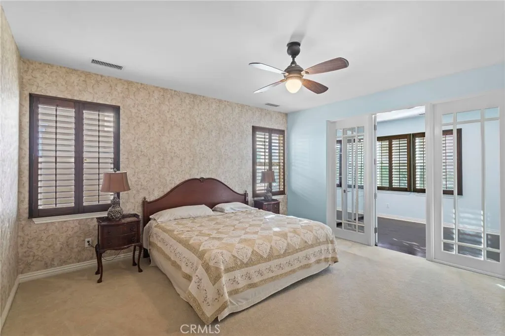 1858 W Meadowbrook, Santa Ana, California 92704 home-pic-21